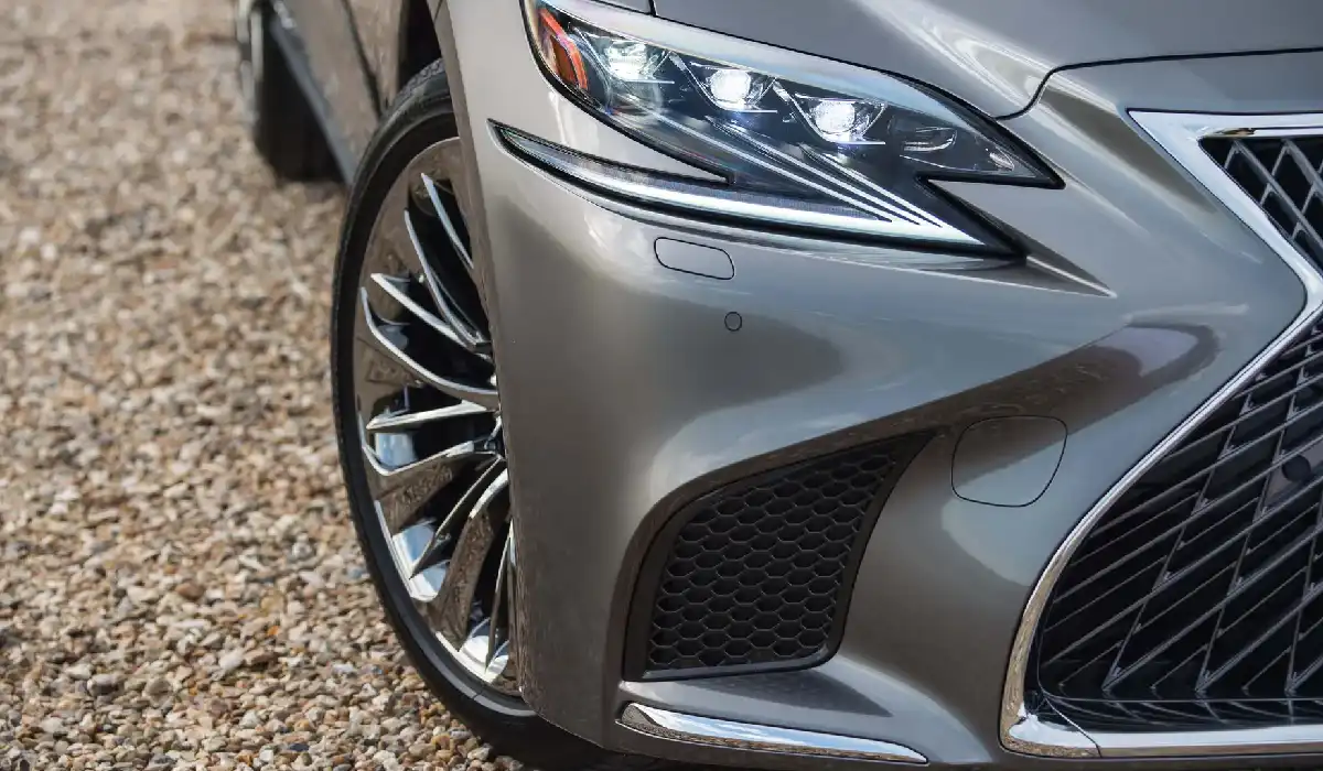 Lexus - LS 500h - Best Car Rentals - Best Preowned Car - Exclusive Concierge Club.webp